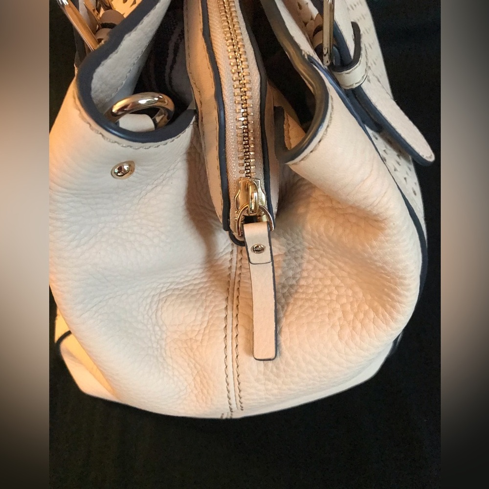 SALE❣️ Kate Spade Cream Laser Cut Leather Satchel - Picture 3 of 9
